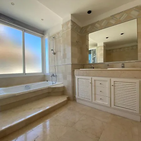Apartment Luxury Elviria Hills Marbella